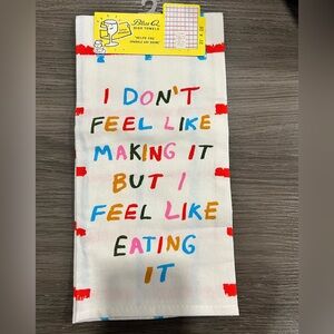 NWT Blue Q kitchen towel